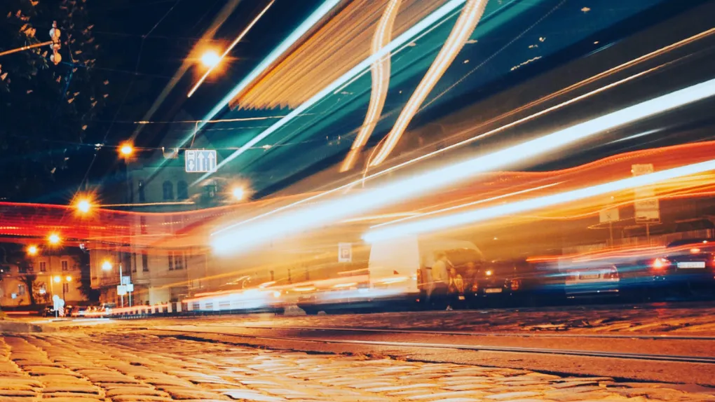Night time image of Irvine Bridgegate